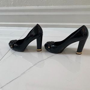 Tory Burch Black Patent Leather Heel Size 38.5/8.5